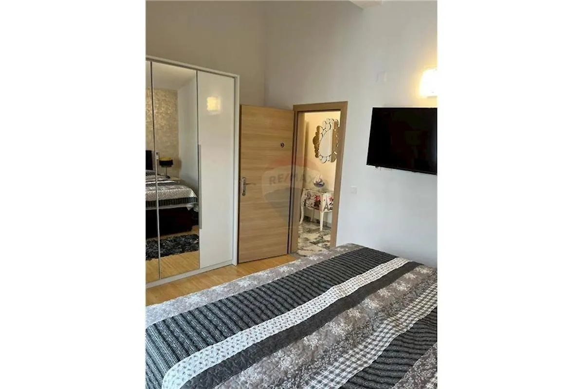 Appartamento Exclusive Penthouse On 100 Square Only 70 M From The Sea Traù